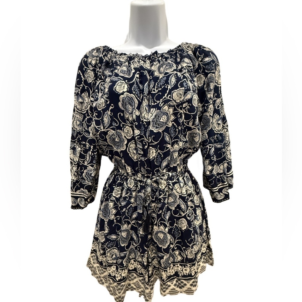 Angie Floral Navy and Cream Romper Size Small